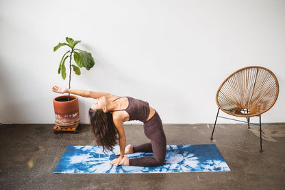 Blue Ataraxy Yoga Mat – 6mm Eco-Friendly, Non-Slip & Cushioned | Yune Yoga-1